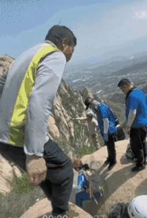 无知者无畏
等到悲剧发生一切都晚了[抓狂]
