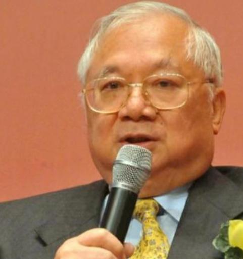 90年代，香港富商斥巨资建成了虎门大桥，他豪言：“等收回成本30亿，我就把这桥捐