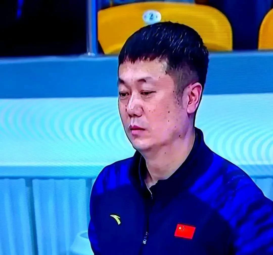 查了一下赵勇  
真是不查不知道，一查吓一跳！  
没想到，国际排联规定运动员球