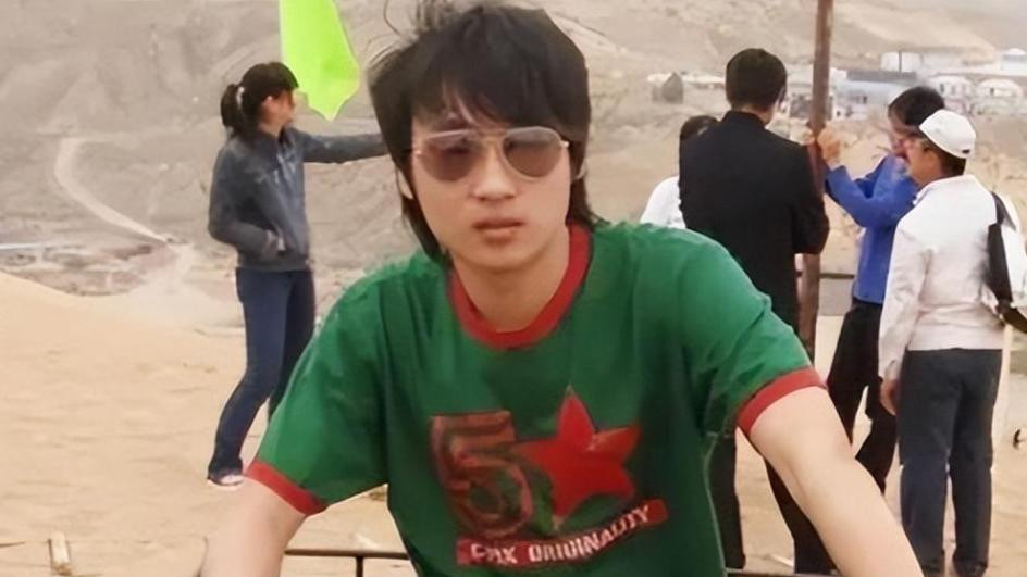 10年大喊“我爸是李刚”的李启铭，出狱后父母拒绝与其相认