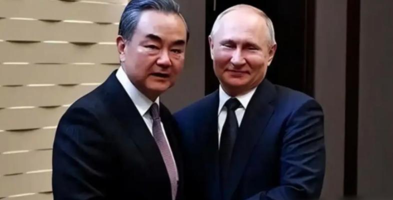 俄罗斯竟然是中国最大的威胁？从表面来看，我国和俄罗斯的关系很好，但是从历史的角度