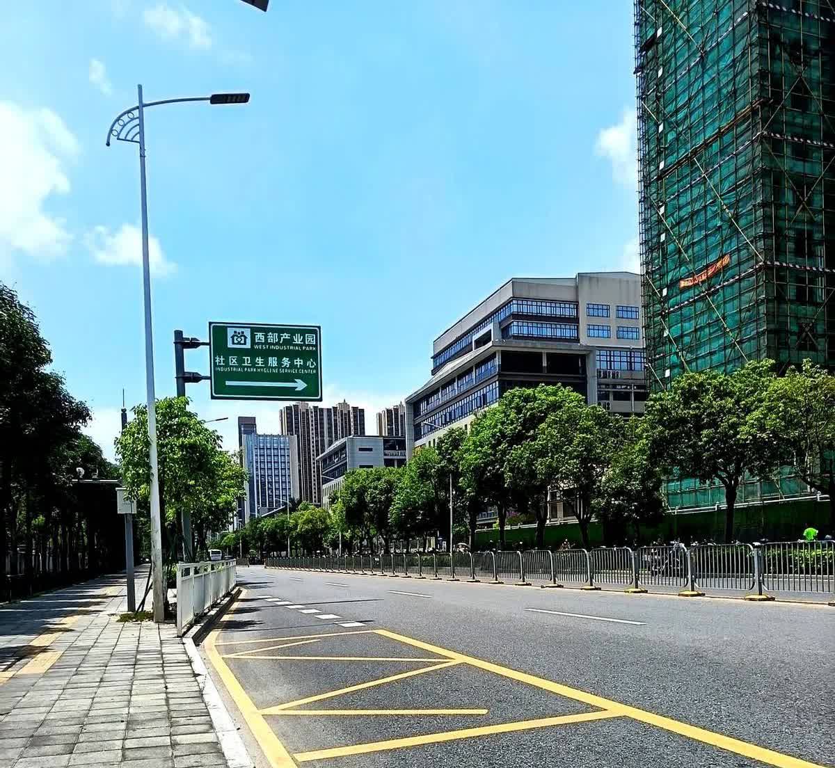 昨天和老婆算了下家庭存款，有31万了，年底前能突破40万

以前和老婆讲好，