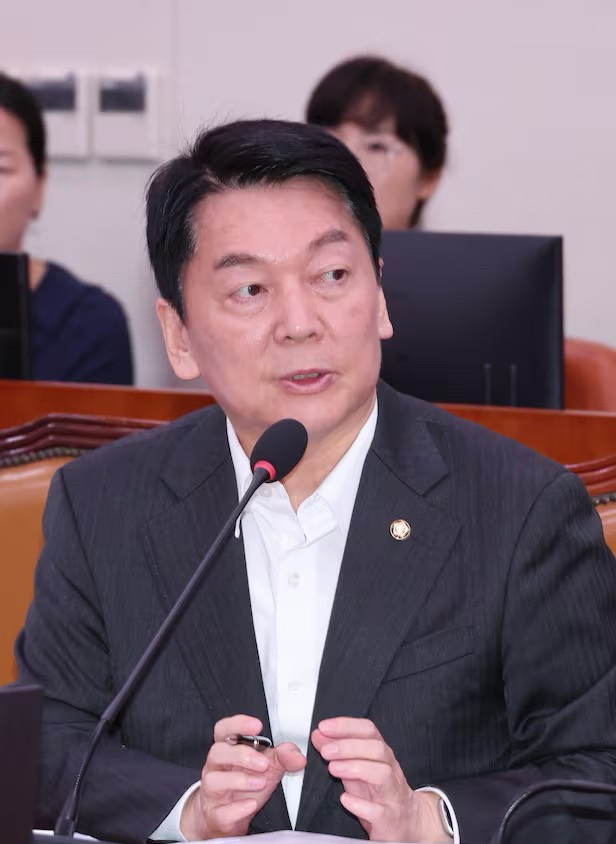 国民力量党要反思，别再犯傻了











国民力量党这次输惨了，简直是