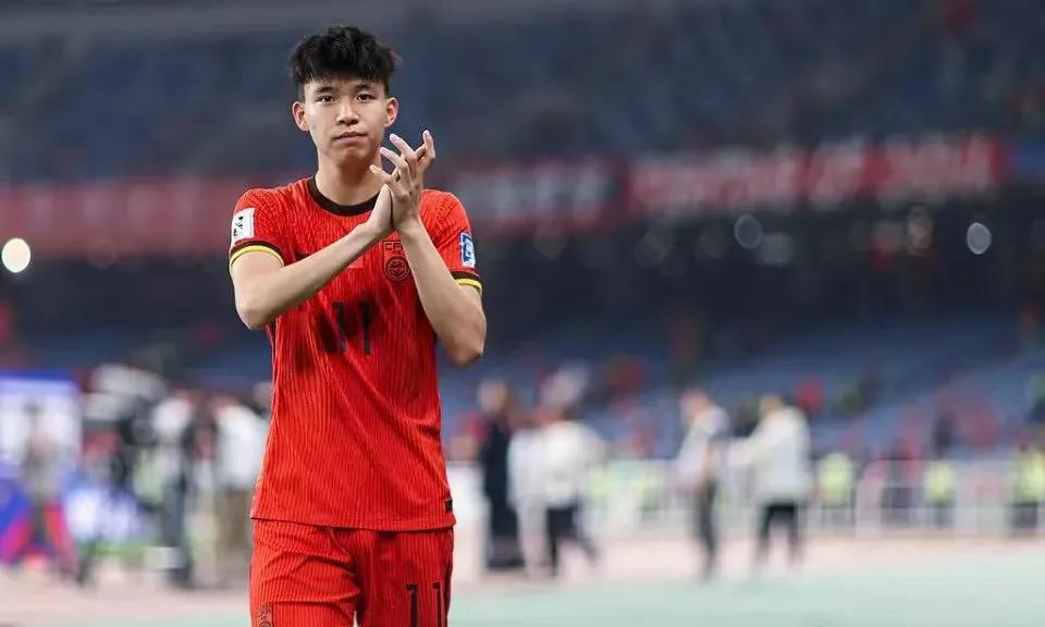 今晚21：45分，世预赛国足客战印尼，由于积分榜上国足落后印尼3分，还剩两轮的情
