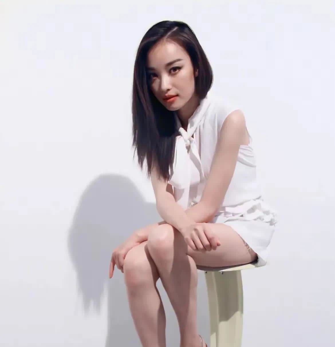 倪妮，170cm，白衣佳人坐，青丝细如发。