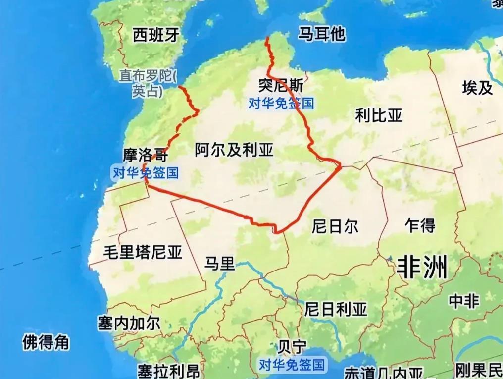 二战后，法国最大的战略失误就是死磕越南，却忽视了经营阿尔及利亚。
法国人当时舍不