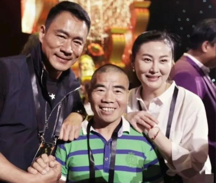 武松与哥哥嫂子同框了，