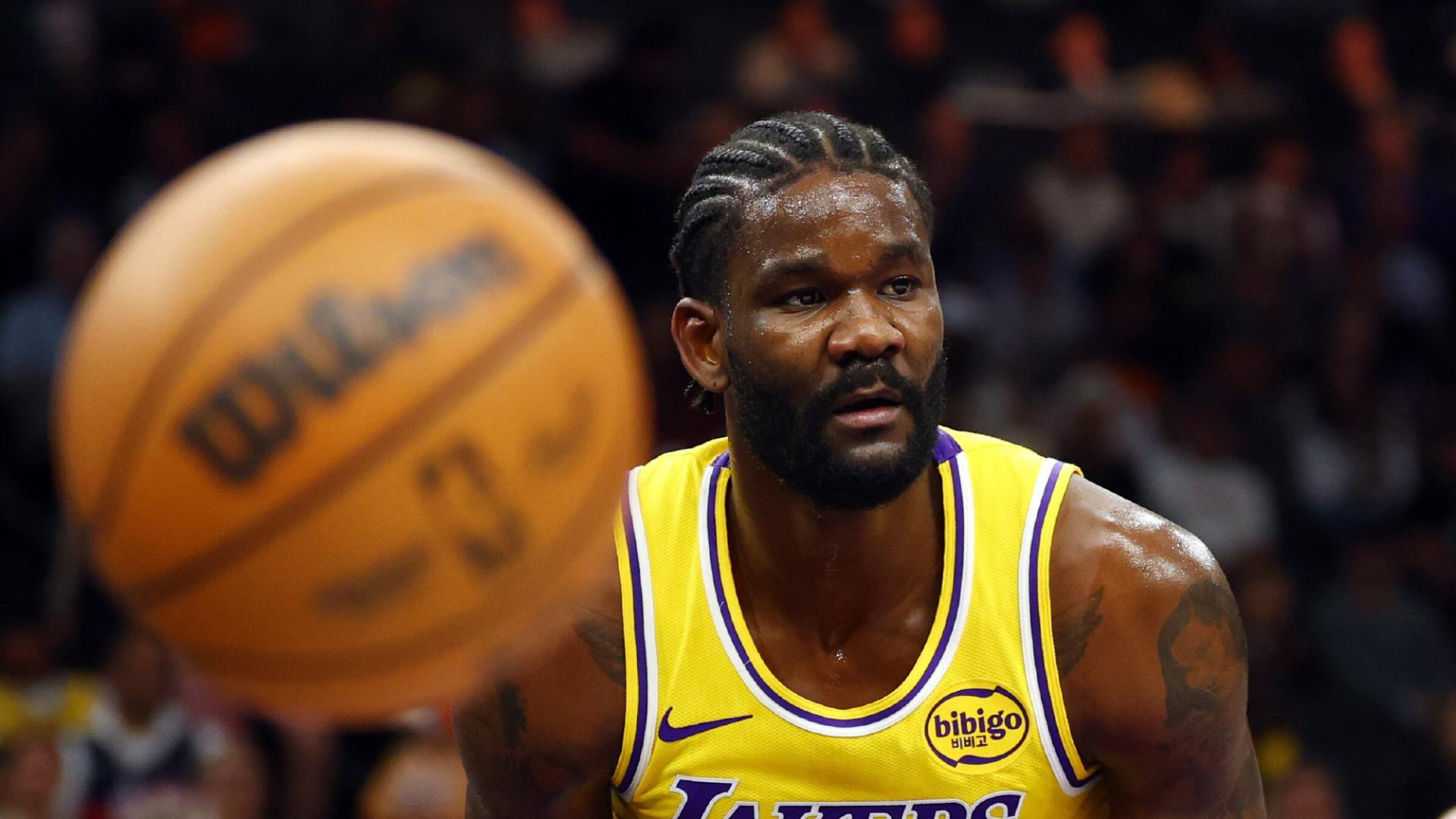 湖人内讧爆发！艾顿为何摊牌不装了？东詹若想夺冠必须激活他