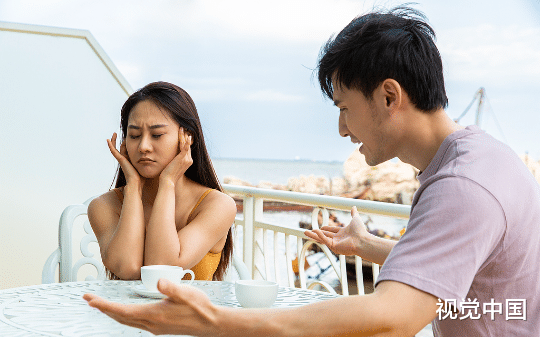 妻子出轨男秘书，以为我不知情，我彻底忘记她后，她慌了