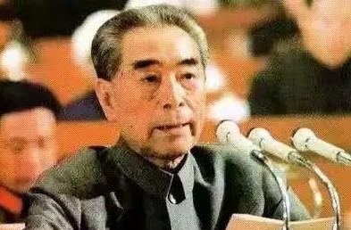 上世纪70年代时，日本考察团向我国提出了一个请求，希望可以用优质钢铁来换我国的高