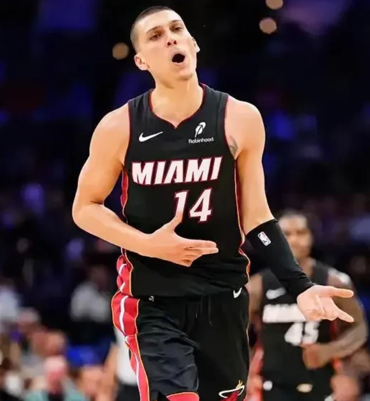 今日NBA的2场焦点附加赛打完，能称得上球队核心的球员，就这5位，他们是——
