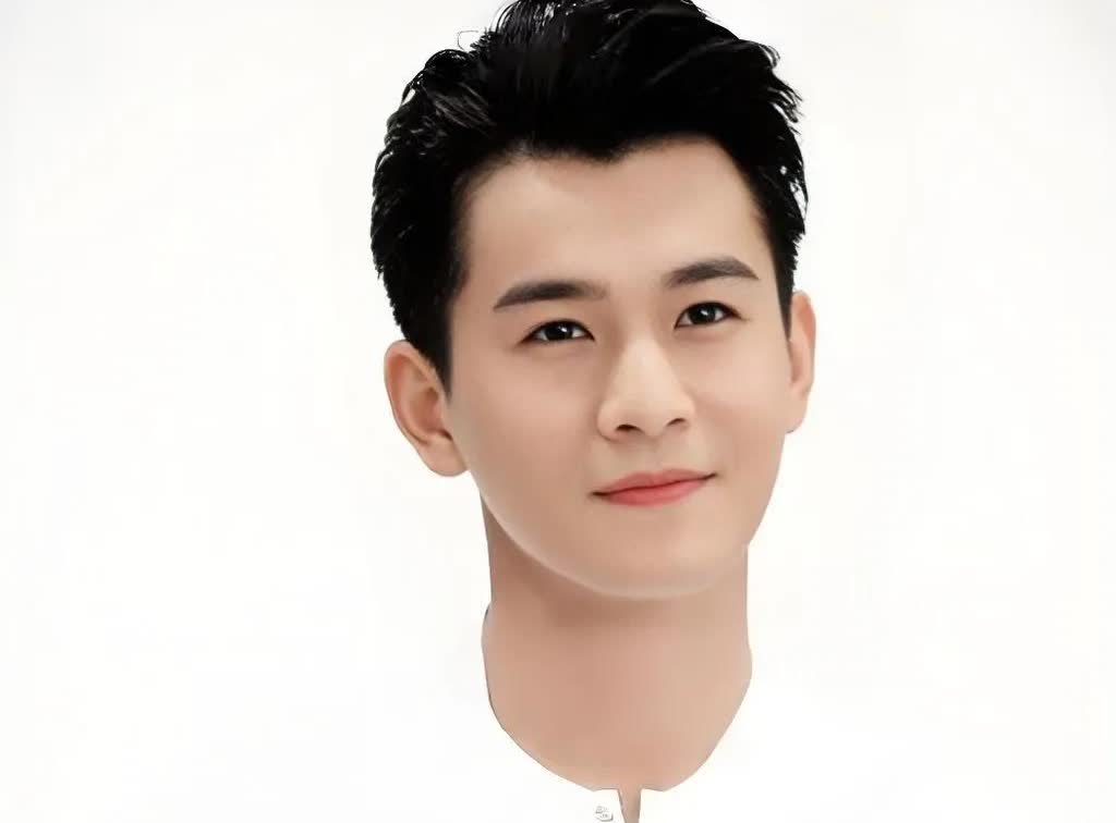 2012年，王丽坤 质问 乔振宇：

我们刚分手，你就和别人结婚，你是不是早
