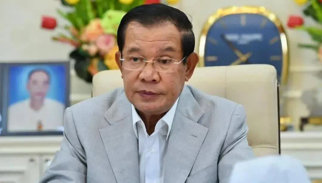 柬埔寨军队人数在10万左右，却有超过3000名将军，要知道全球头号军事大国的将军
