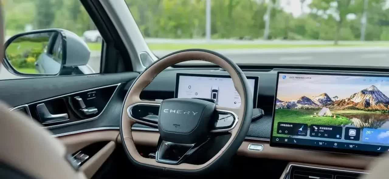 听我一句劝，2025年不论买不买车，你会感激我。
油车20万：使用10年，油费
