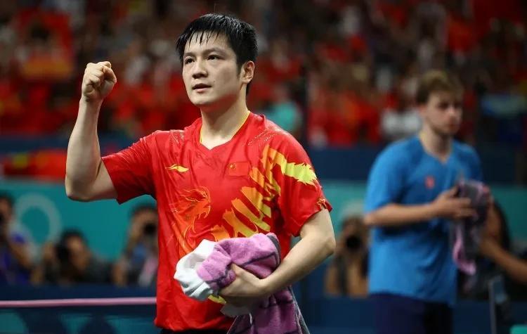 国梁抹不开面子让樊振东回来，那就只能辞职，把事情交给王励勤了！不然的话，中国的冠