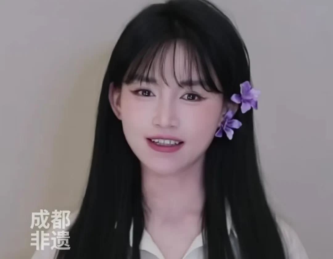 李子柒没更新的日子原来是做医美去了


除了牙齿是，其他全部整容了！
很