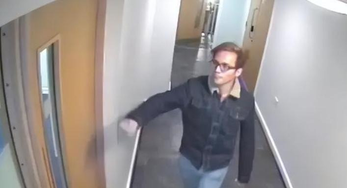 变态男子两年迷晕两百猛男











这事儿听着就让人背后发凉！一个看