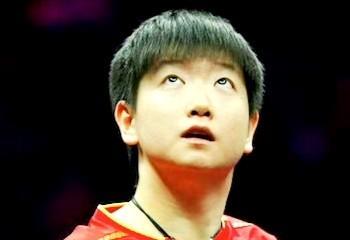 王励勤看的明明白白……
能看出莎莎洛奥女单和大满贯的实现是谁也阻挡不了的，已成势
