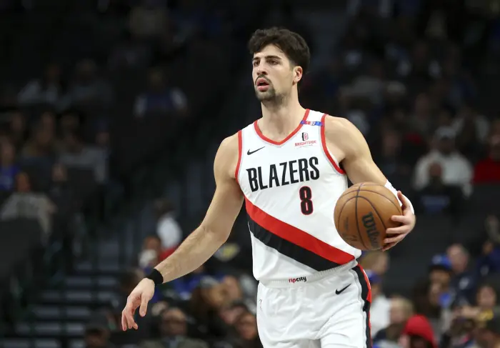 阿夫迪亚持球大核，挤压杨瀚森出场时间！