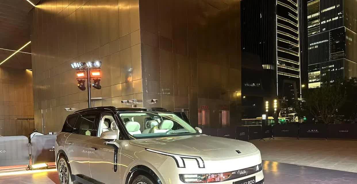 当年预言，现已成真！！
长安汽车董事长朱华荣曾语出惊人：未来三到五年内，中国燃