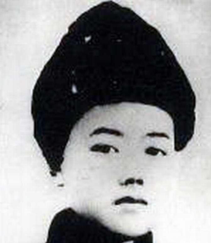 周树东（1918—1937）东北抗日联军中一位年轻卓越的军事指挥员。他出身贫寒，