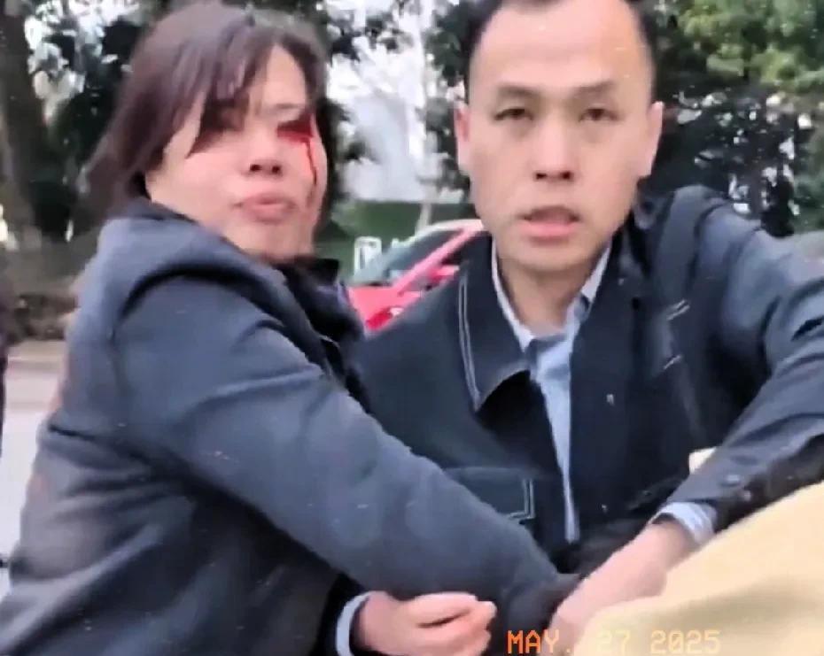 “一个不爱你的人，又怎会在乎你受不受伤？”女子偷偷跟着丈夫，发现丈夫跟小三在约会