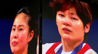 亲爱的中国女篮队长，流泪的一瞬想到了多少？不知道还能在热爱的领域发光多久，不知道