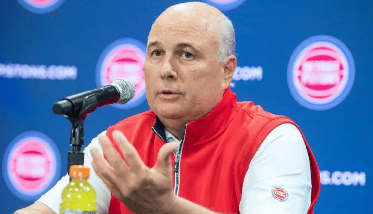 据名记Marc Stein报道，联盟消息人士透露，太阳已聘请长期在NBA任职的高