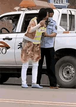不是人人都适合学车，自动驾驶已来，不要难为自己了。