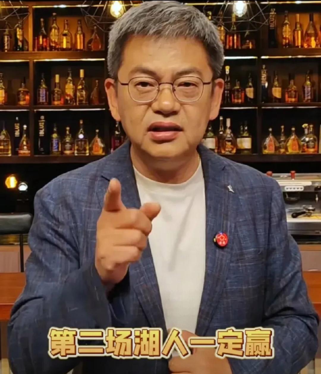 你同意吗？苏群谈湖人不敌森林狼：

“今天湖人犯了致命性的策略错误，让森林狼投进