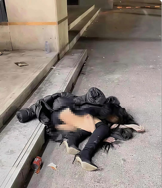 看到这种情况，我要不要上去帮忙？


