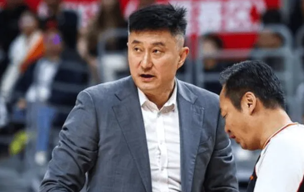 CBA常规赛，广东战胜山东收获六连胜。
赛后，广东队主教练杜锋接受了记者采访谈及