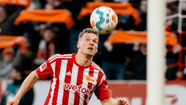 德甲对决：霍芬海姆主场战升班马，攻势足球 PK 防守反击