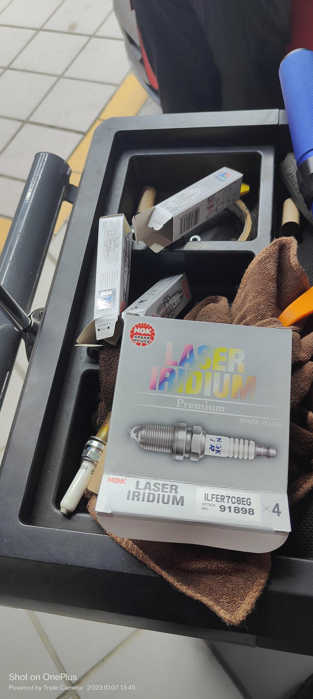 330迈腾怠速抖动
今年跑到25000km换了ngk91898（钇金）火花塞后怠