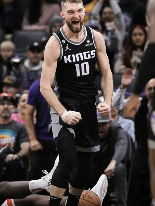 差点全军覆没，NBA历史第一次！！！除得分王外，篮板王、助攻王、抢断王和盖帽王都