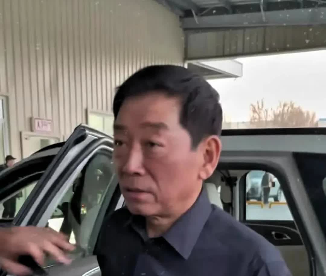魏建军情商很高啊！

网友当面问他国产车有个品牌生锈，为此有人不敢买国产车，