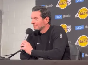 NBA常规赛湖人客场对阵凯尔特人的比赛已经结束。全场战罢，湖人以105-126不