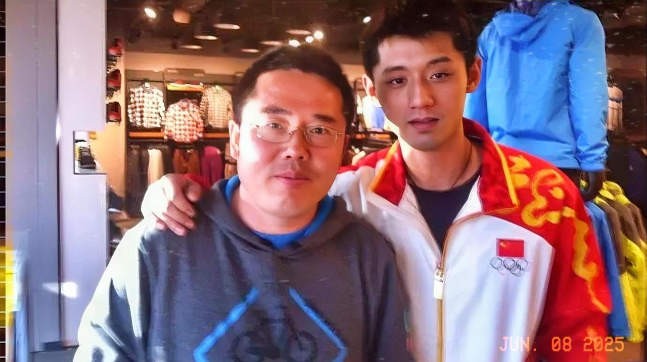 央视乒乓球专项记者李武军与