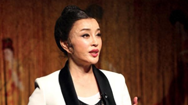 刘晓庆再陷税务风波? 3万出资公司被曝逃税330万, 23年前旧案被重提!
