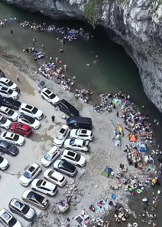 看着都爽，
这样的地方，
你们那里有吗？