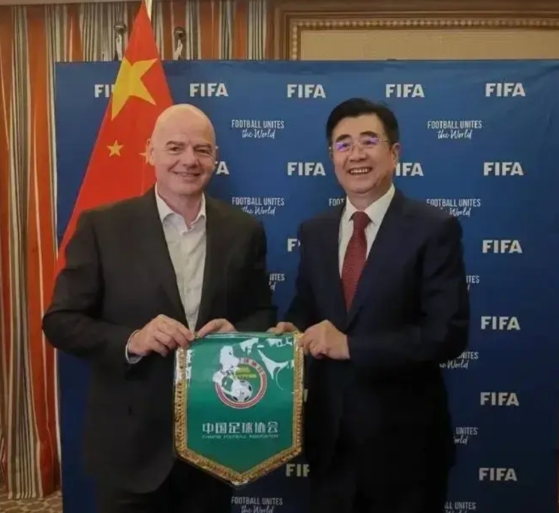 为了中国队打进世界杯，国际足联彻底不装了，考虑将世界杯扩军到64支球队！

大家