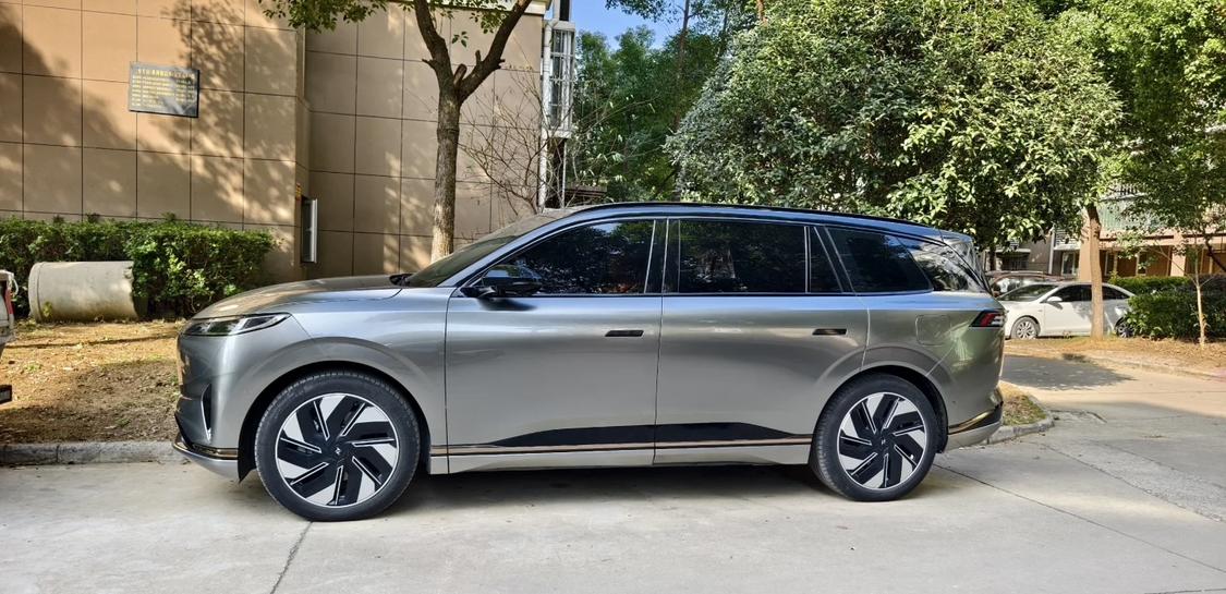 车友改的相当有档次啊，完全看不出是十几万的车