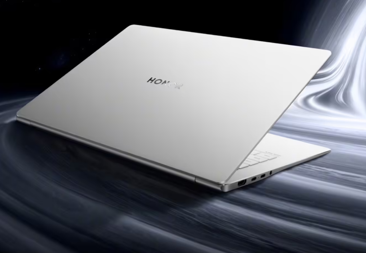 荣耀 MagicBook Pro 14 笔记本「月光白」触控版开启预约