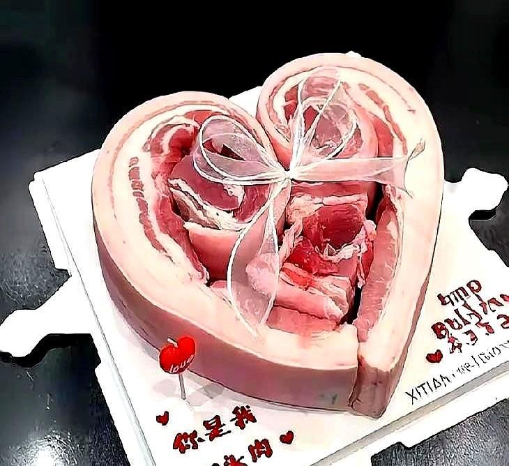 儿子的高考终于结束了，第一天考完，儿子告诉我能上一本，考完英语，儿子告诉我能上二