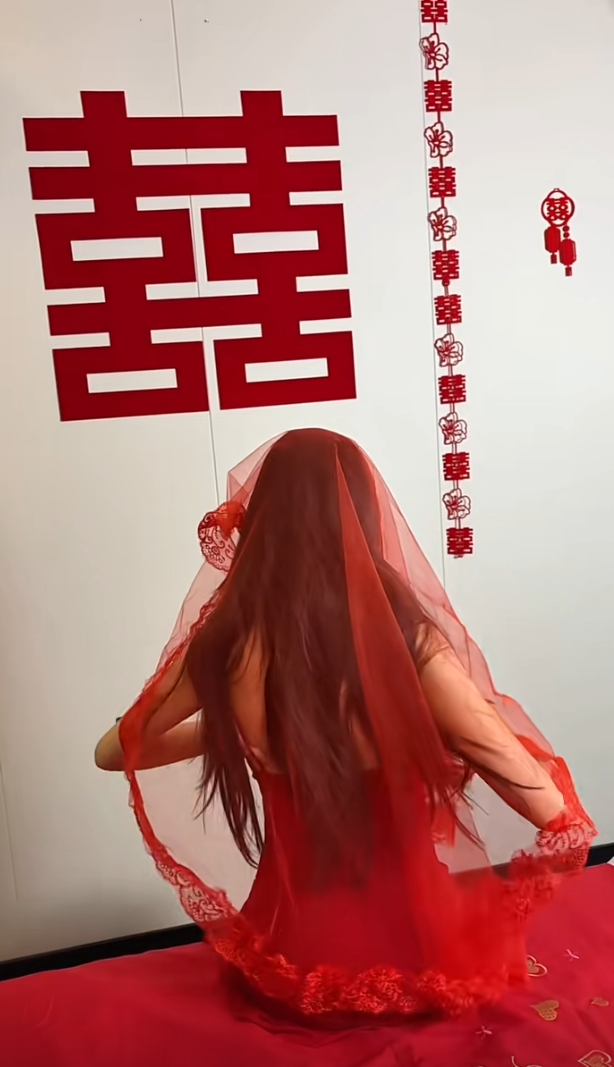 相恋三年终于娶到心爱的人了
