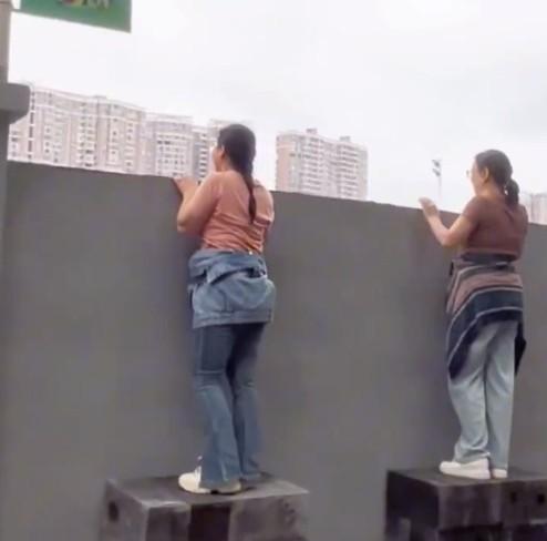 湖南人民的看球热情根本挡不住。近期，湘超联赛异常火爆，出现一票难求的局面。为了满