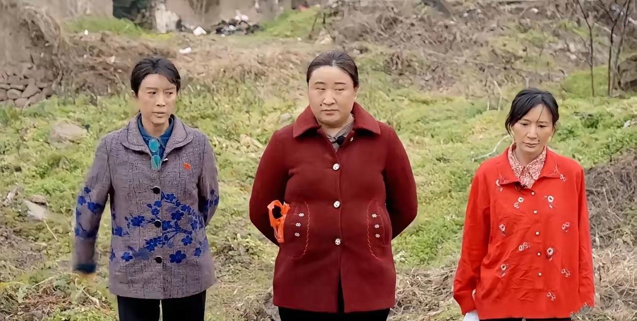 娜丽莎，金巧巧，熊乃瑾真的没有资源了吗？干嘛要给自己扮丑，丑的不接地气。
不说城