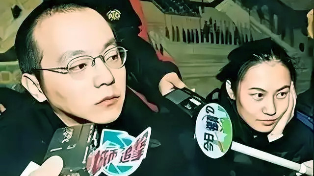 离婚26年后，王菲前夫窦唯的近况曝光：他真的活成了“窦仙儿”