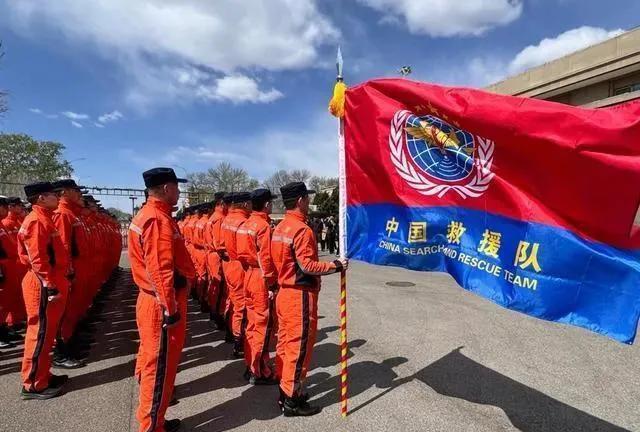 缅甸人有救了！
中国多支救援力量已启程赶赴震中，
我相信有这么多专业的力量加入救