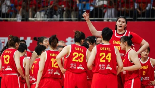 6月20日，中国女篮移师合肥再战日本女篮，最终以93-61大胜日本女篮，迎来热身